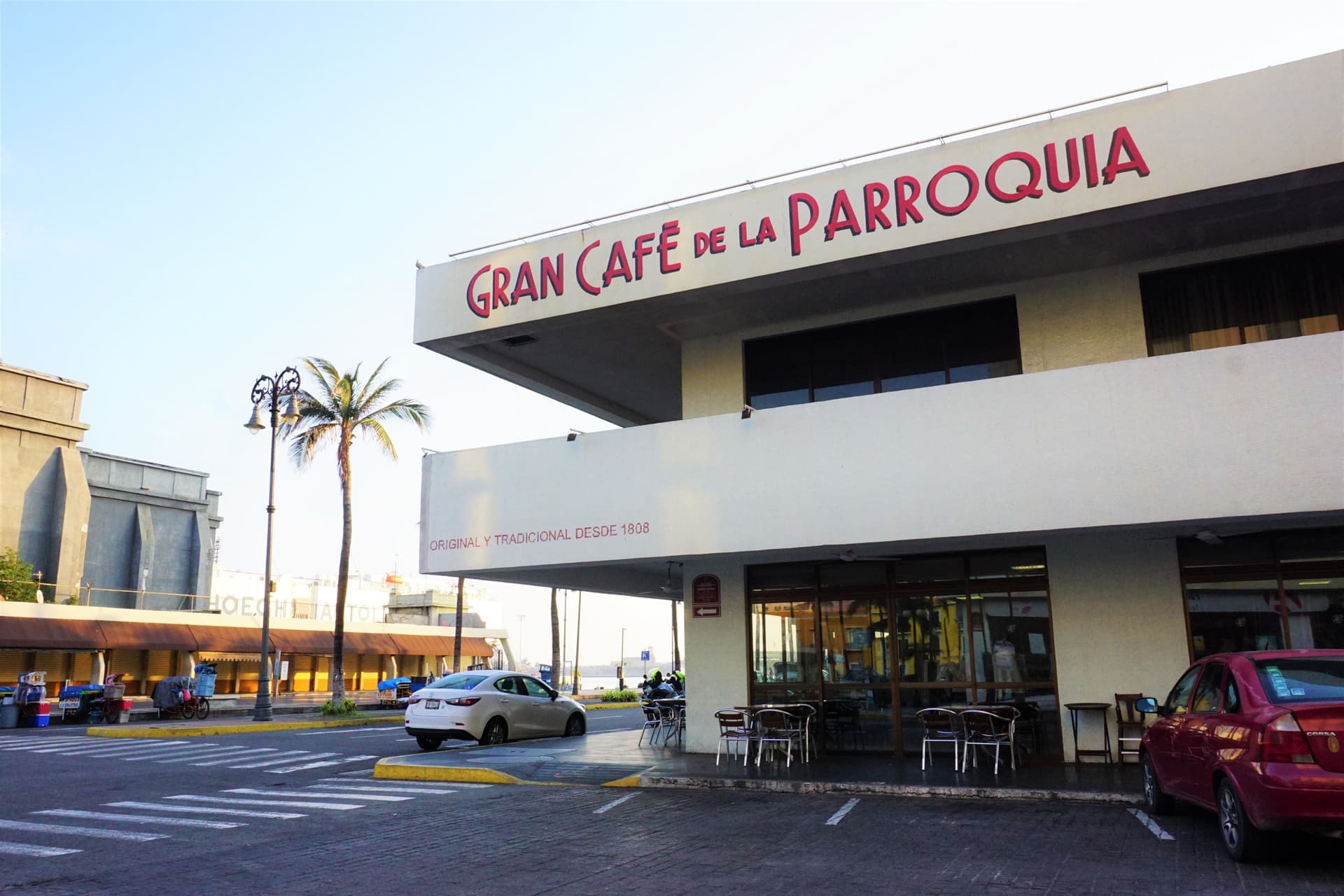 Gran Café de La Parroquia en Veracruz: Un ícono cultural y gastronómico de la ciudad